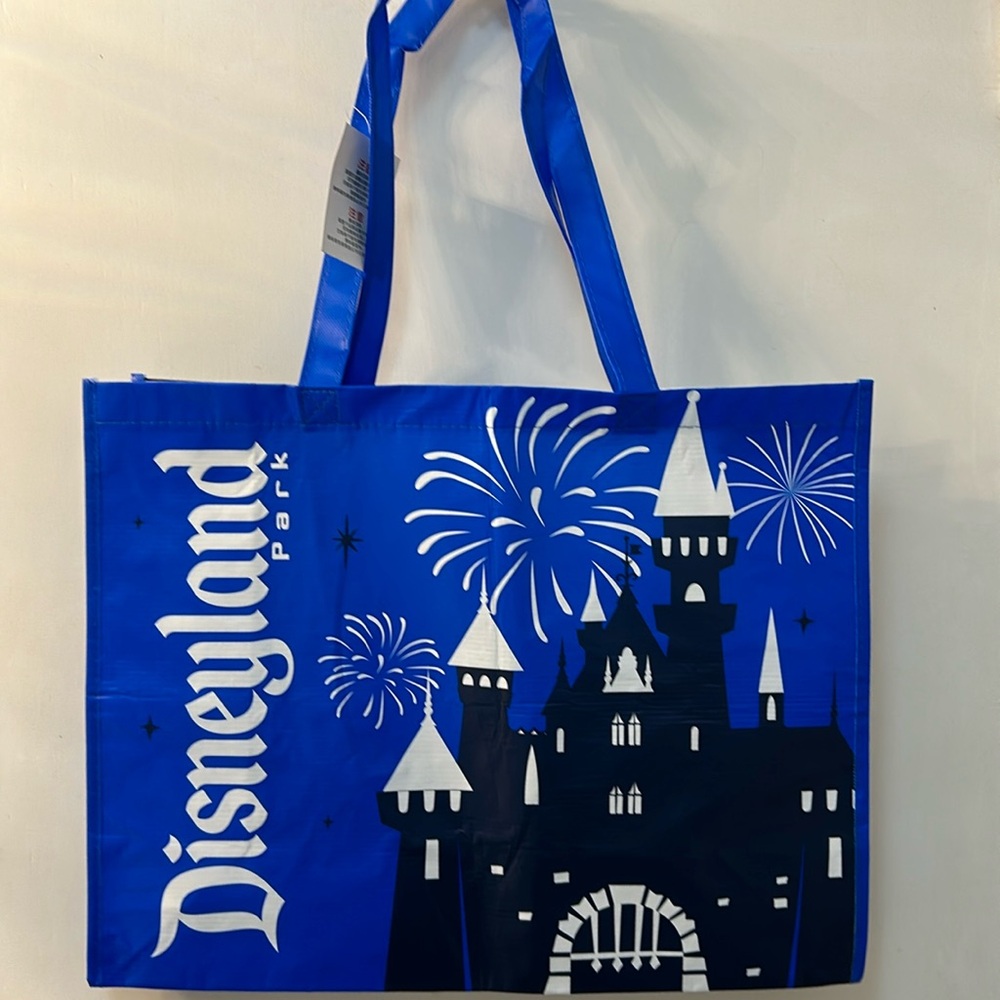 NWT DISNEY DISNEY PARKS “Disneyland Park” Shopping Bag